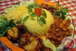 Nasi kuning jadi rebutan di paviliun Indonesia
