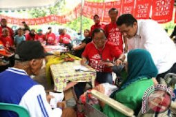 Risma-Whisnu Gelar Pengobatan Gratis di 96 Lokasi