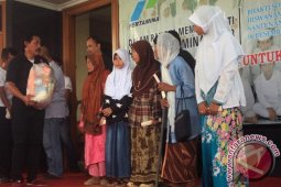 Hiswana Migas Santuni Yatim Dan Masyarakat Miskin