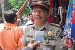 Pemkot Kediri Batasi Jam Jualan Pedagang Kaki Lima
