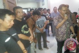 Panji - Dadi Unggul di Pilkada Melawi