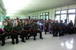 TNI Segarnisun Pontianak Pembekalan Tehnik Pertanian