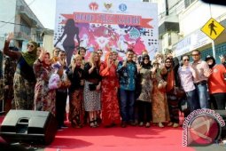 Peragaan Busana "Dhoho Street Fashion" 2015