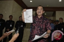 Akbar Faizal Dinonaktifkan dari MKD