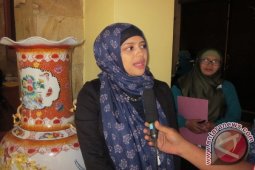 Bunda Fey Inginkan Pedagang Jual Makanan Sehat