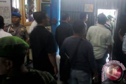 Polisi Geledah Penghuni Lapas Tabanan