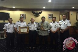 Kota Kediri Raih Penghargaan Wahana Tata Nugraha
