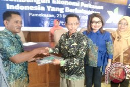 XL Axiata Bantu "M-Fish" 110 Nelayan Pamekasan