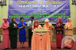 Peringatan Hari Dharma Wanita Persatuan dan Hari Ibu