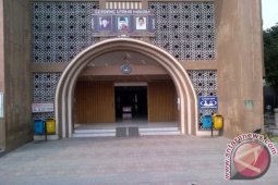 Wisata Religi Makam Gus Dur Ditutup Sementara