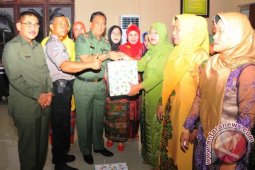 Serdang Bedagai Santuni Wanita Berprestasi