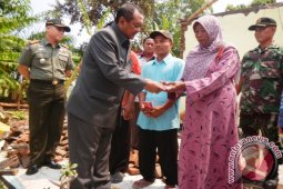 Pemkab Sidoarjo Bantu Korban Puting Beliung