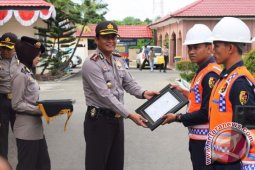 HUT 35 SATPAM