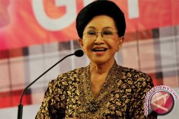 Rahasia awet muda Mooryati Soedibyo