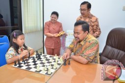 Siswa SD Surabaya Juarai Catur di Malaysia
