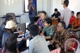 Warga Surabaya Demo Arogansi Petugas Satpol PP