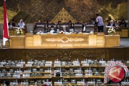 Rapim DPR Dijadwalkan Ulang Hari Senin