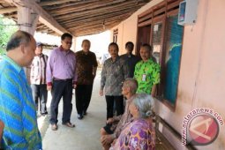 Warga Miskin Belum Teraliri Listrik di Madiun Menurun