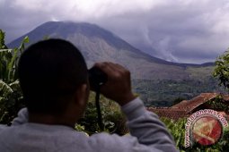 Aktivitas Vulkanik Gunung Lokon Sulut Meningkat 