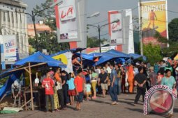 Pedagang Masih Bisa Berjualan di Penampungan