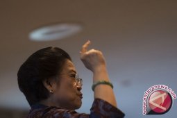 Megawati Bergoyang Nyanyikan "One For All, All For One"