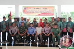 Wawali Lantik 16 Ketua RT se-Kelurahan Bontang Kuala