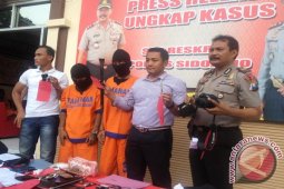 Polisi Sidoarjo Ringkus Spesialis Pembobol Rumah