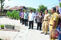Walikota  Resmikan Kegiatan PLPBK &acirc;&euro;&ldquo;P2KKP Kel.Tj.Marulak Hilir.
