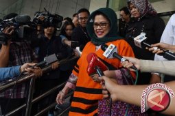 Dewie Limpo Lakukan Lobi ke Banggar DPR