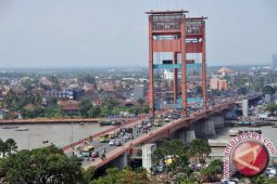 Jembatan Ampera Dijadikan Pusat Kuliner Gerhana Matahari