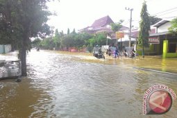 Pemkab Pamekasan Minta Perbaiki Saluran Air Rusak