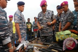 AMANKAN PELAKU PENYERANGAN