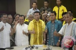 Menkumham Imbau Agung Ikuti Munaslub Aburizal