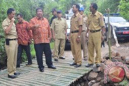 Bupati Agus Suradnyana Minta PU Prioritaskan Pembangunan Jalan dan Jembatan