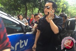 Ayah Mirna minta Jessica berterus terang