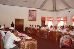 Paruman Sulinggih Saba Parahito Provinsi Bali 2016