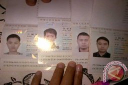 Kantor Imigrasi Kediri Tahan Empat Pekerja asal Tiongkok