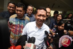 KPK Belum Tahan RJ Lino