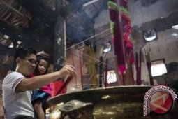 Warga Tionghoa Bogor Gelar Sembahyang Imlek