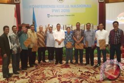 PWI Aceh Terima Penghargaan Terbaik Nasional