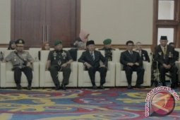 Sekdaprov Jembatan Komunikasi DPRD - Pemprov