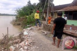 Pondasi Jembatan Di Ngraho Bojonegoro Ambrol