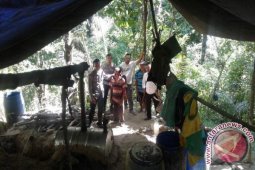 Polisi Gerebek Tiga Pabrik Miras Di Bone Bolango