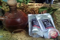 Nikmatnya Kopi Kemiren Bikin "Balik Maning"