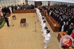 Gubernur Bali Tekankan Sinergitas Untuk Bupati Baru