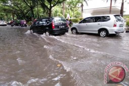 Permukaan Sungai Martapura Naik 2,7 Meter