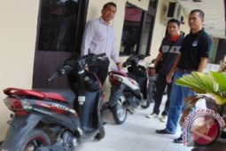 Polres Sanggau Amankan Tiga Sepeda Motor Hasil Curian