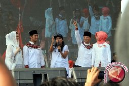 Muri catat Gus Ipin wabup termuda Indonesia