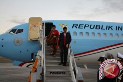 Presiden Jokowi transit di Honolulu