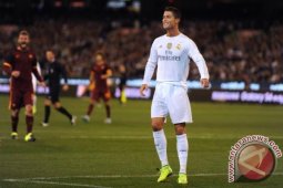 Real Madrid Menang di Markas Roma